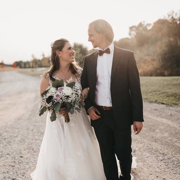 Meet your Posher, Erica - Picture 1 of 1